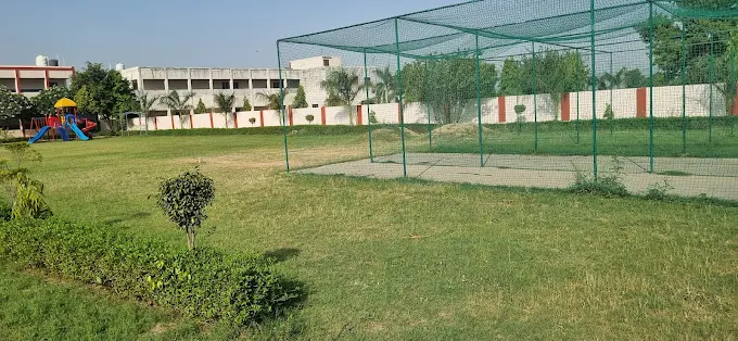 Banner : PARAMOUNT PUBLIC SCHOOL 